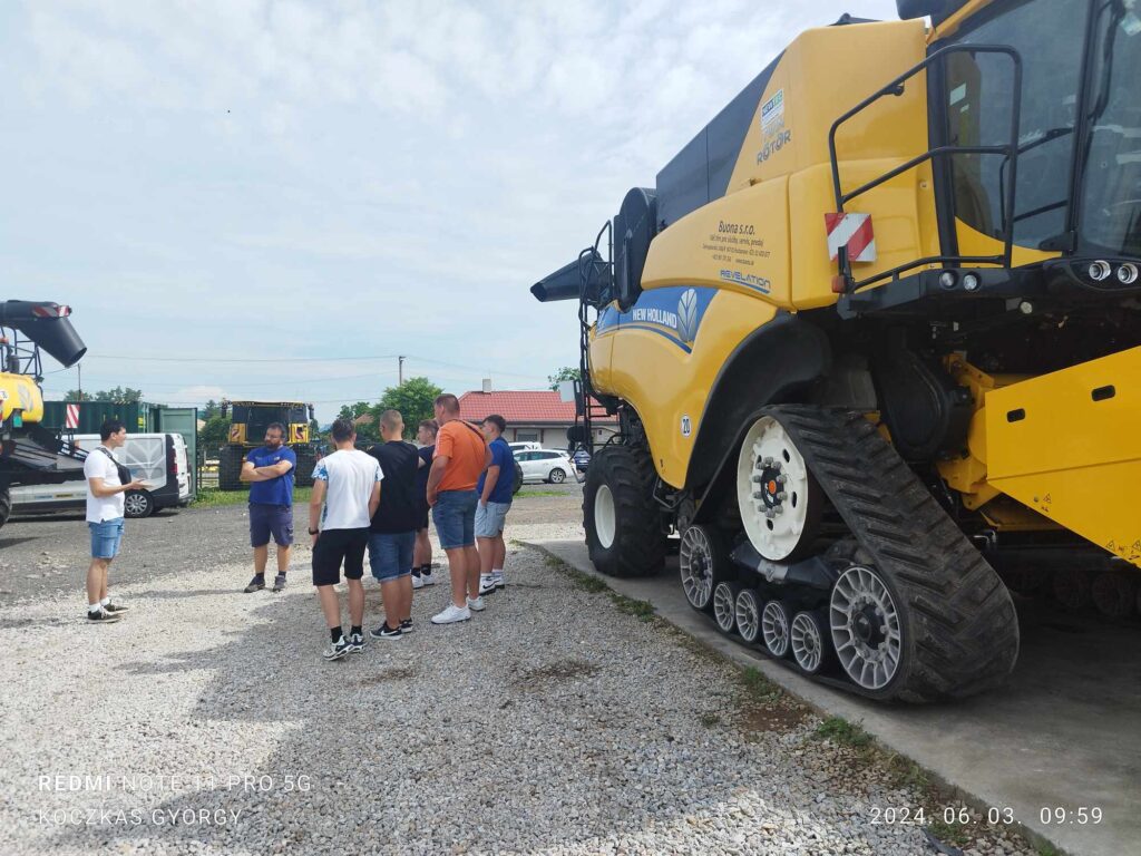 BUONA s.r.o a NEW HOLLAND típusú mezőgazdasági gépek bemutatása.