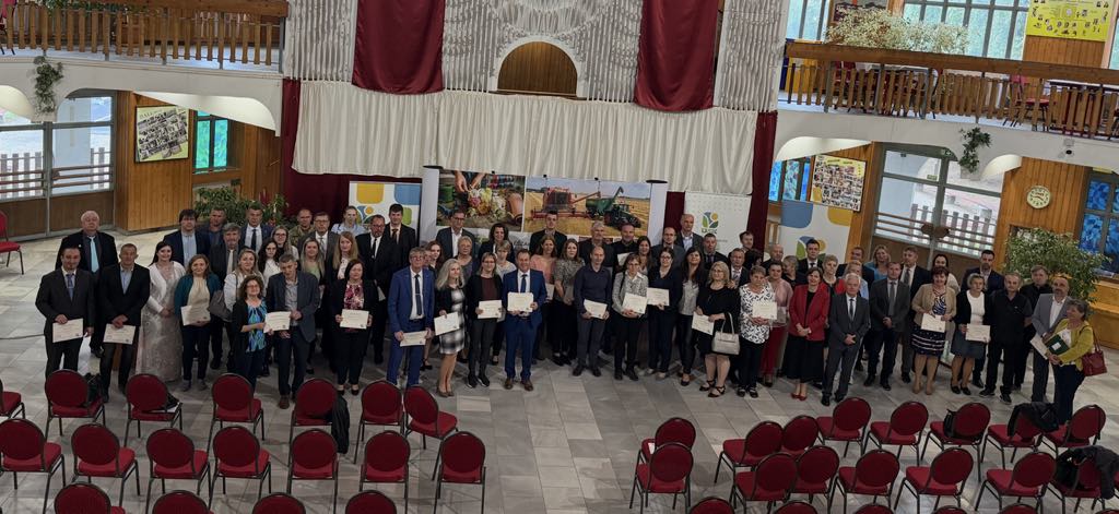 Csoportkép az oktatókról